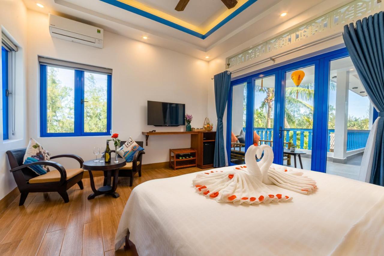 Local Beach Front Villas Tan Thanh Экстерьер фото